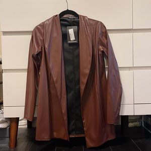 Chocolate drop collar faux leather size 2